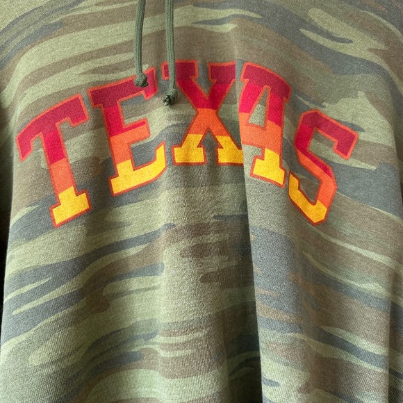 Aviator Nation University of Texas Pullover Hoodie Relaxed in Camo Size XL NWT - Picture 5 of 10